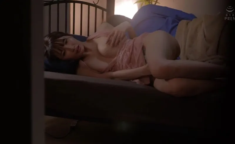 đưa tiền bối say xỉn về nhà, cậu nhân viên trúng số húp được vợ tiền bối xinh dâm